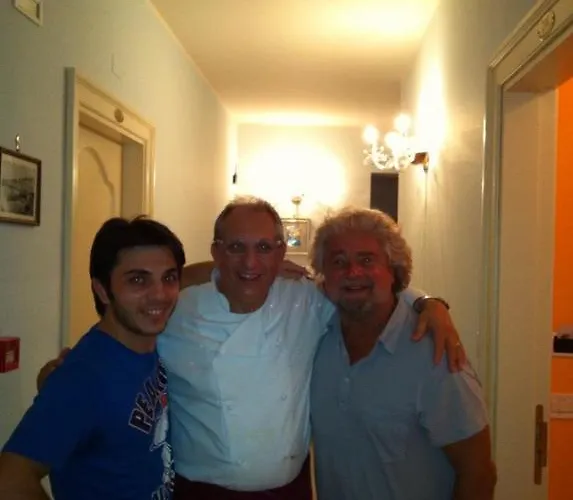 Отель Franco Il Conte Багерия